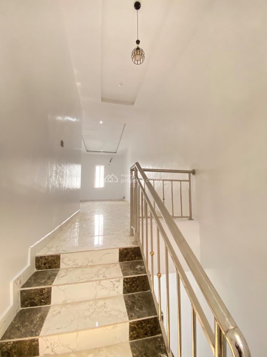 Spacious 3 Bedroom Duplex, Mobil Road, Scheme 2, Ilaje, Ajah, Lagos, Terraced Duplex for Sale