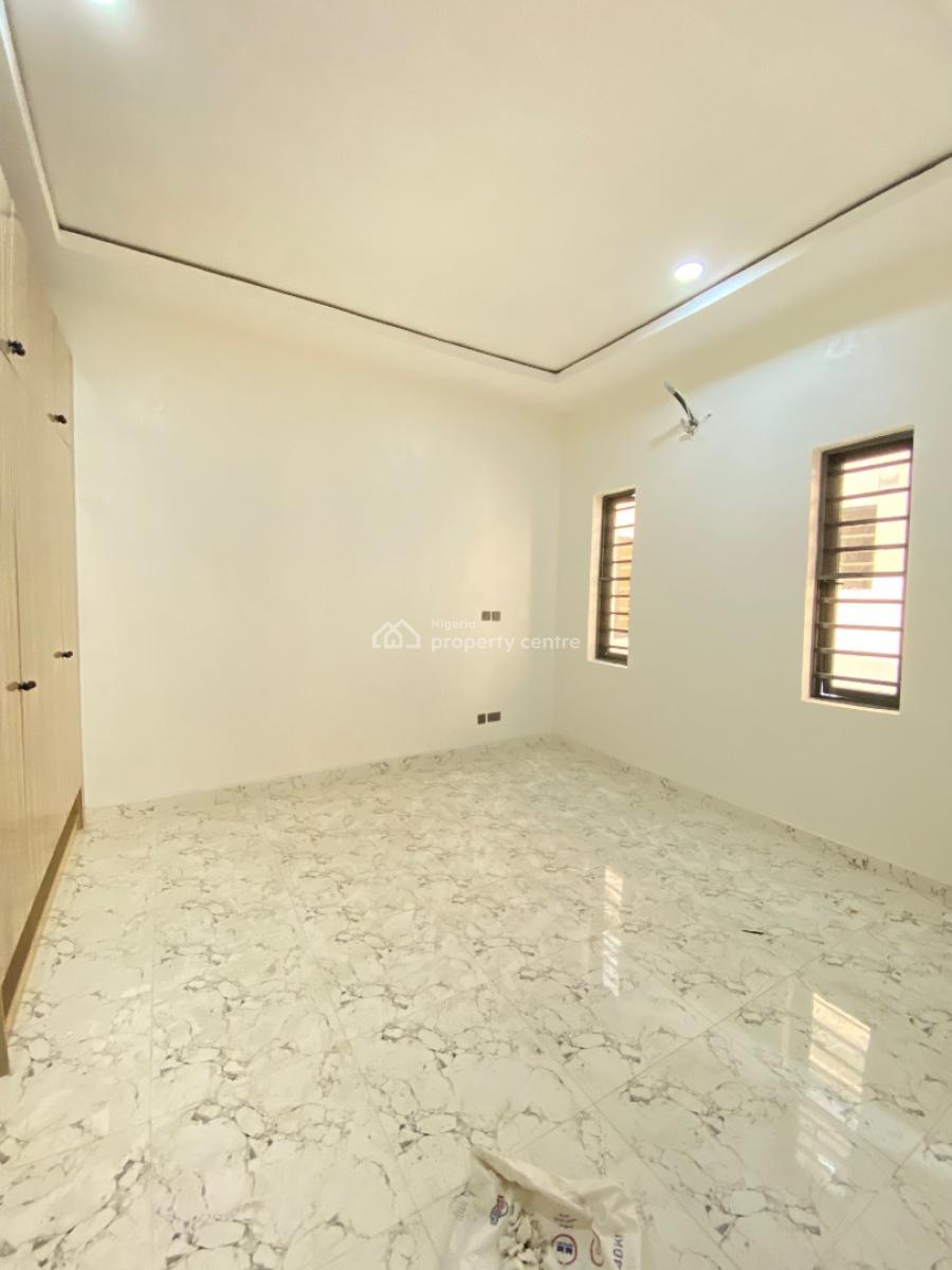 Spacious 3 Bedroom Duplex, Mobil Road, Scheme 2, Ilaje, Ajah, Lagos, Terraced Duplex for Sale