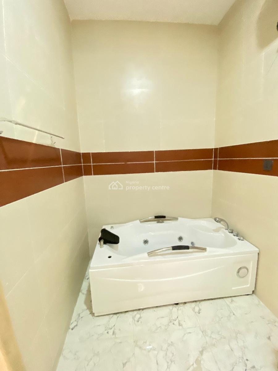 Spacious 3 Bedroom Duplex, Mobil Road, Scheme 2, Ilaje, Ajah, Lagos, Terraced Duplex for Sale