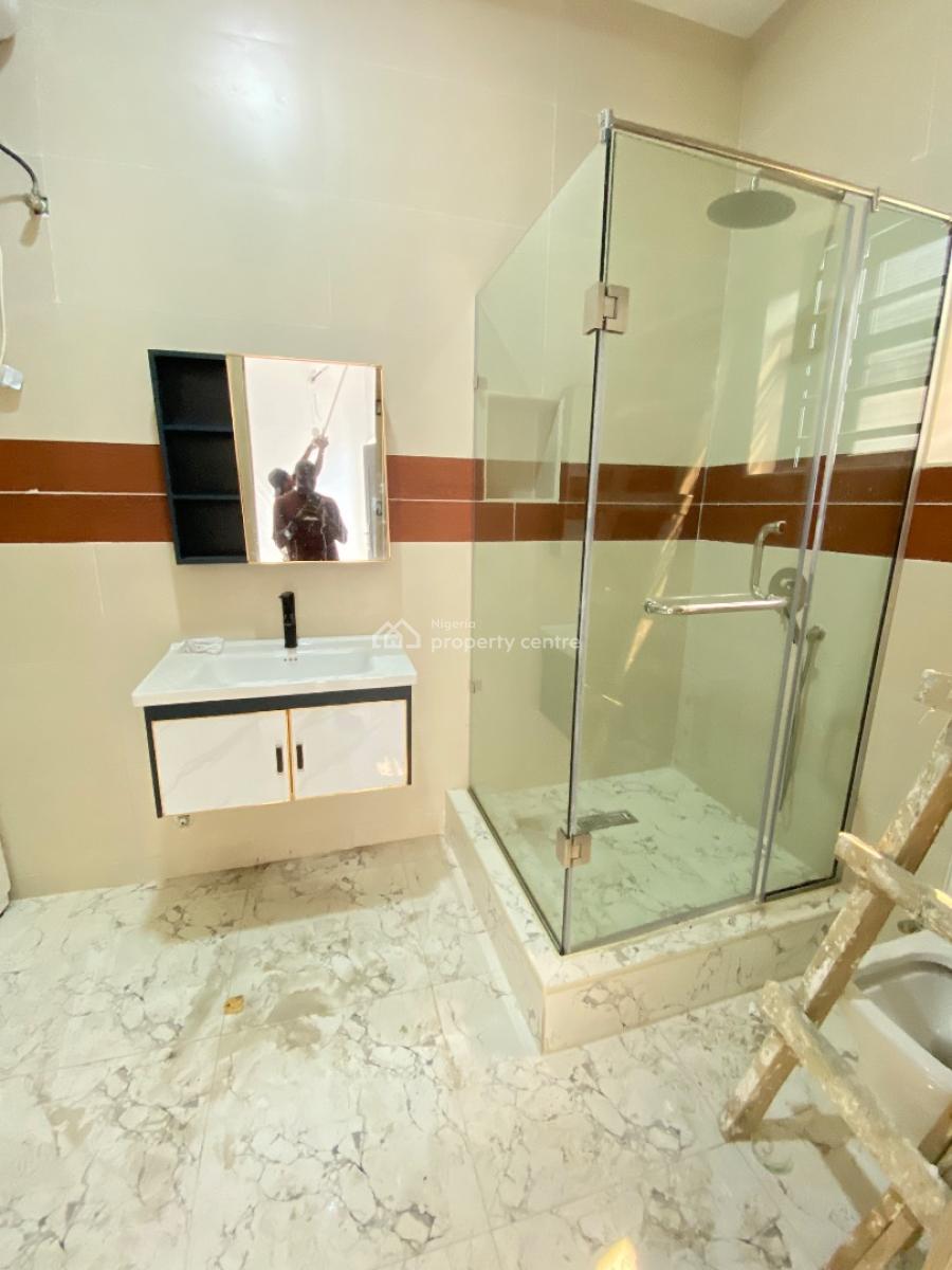 Spacious 3 Bedroom Duplex, Mobil Road, Scheme 2, Ilaje, Ajah, Lagos, Terraced Duplex for Sale