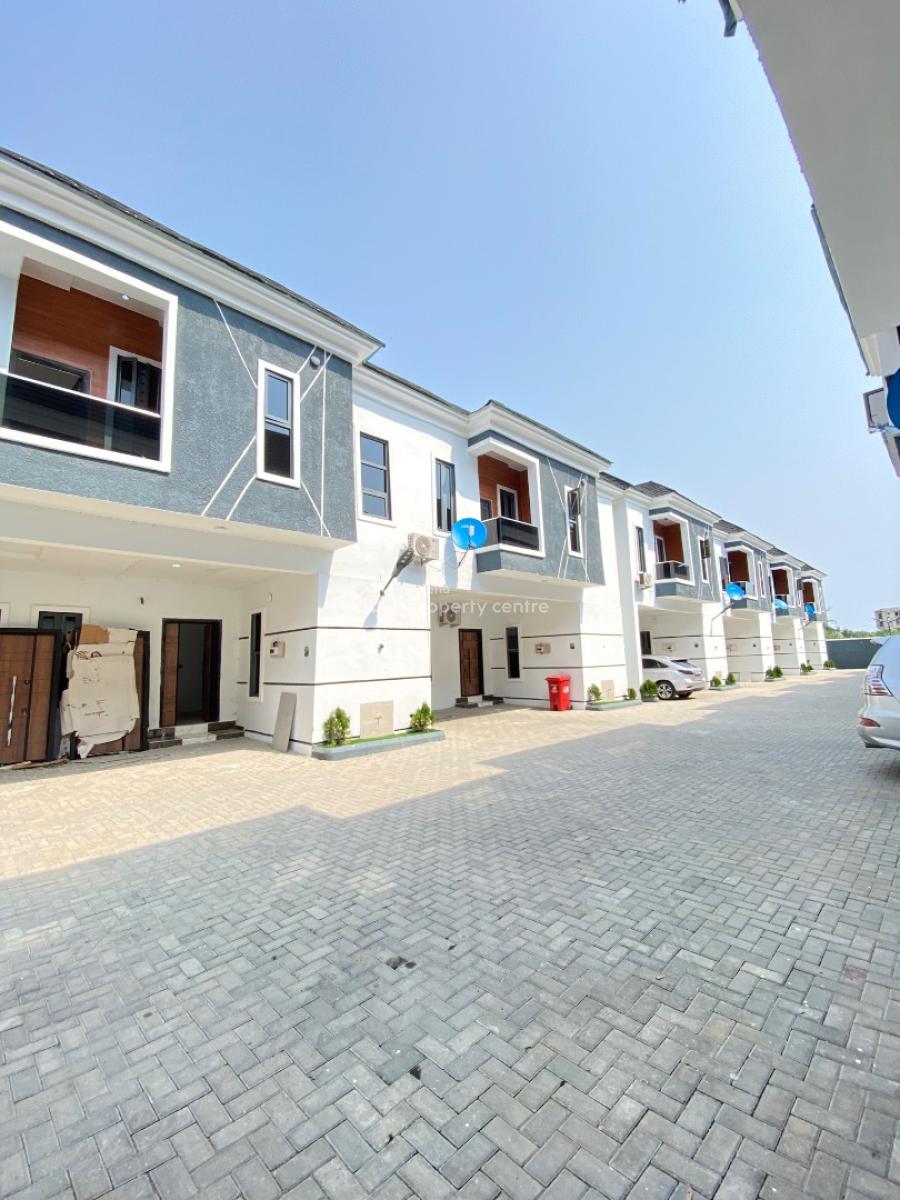 Spacious 3 Bedroom Duplex, Mobil Road, Scheme 2, Ilaje, Ajah, Lagos, Terraced Duplex for Sale