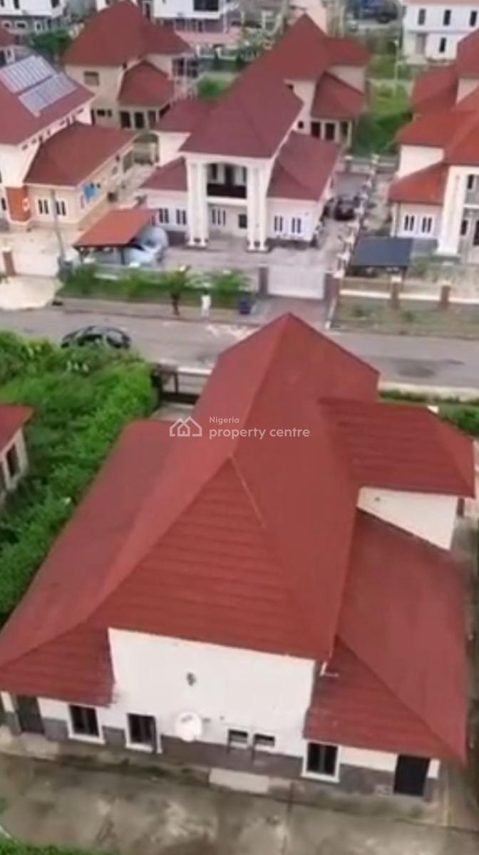 Top Notch Fully Detached 3 Bedroom Duplex with 2 Rooms Bq, River Park Estate, Lugbe District, Abuja, Detached Duplex for Sale