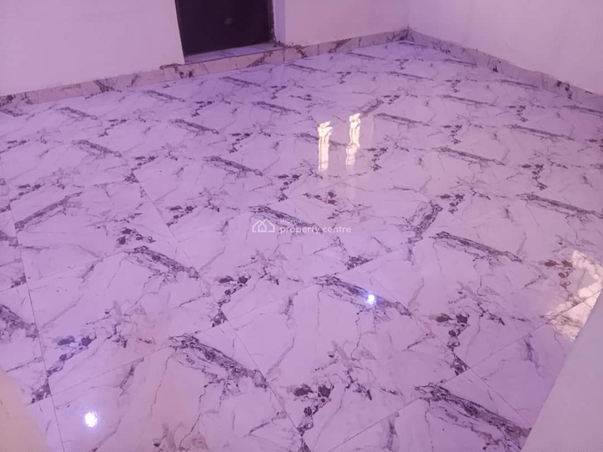 Spacious 2 Bedrooms Flat, Mike Iwuchukwu Street, Life Camp, Abuja, Flat / Apartment for Rent