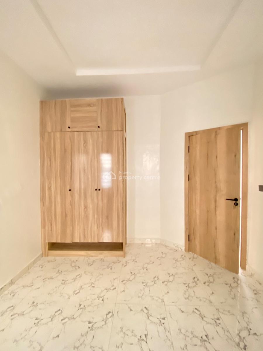Luxury 4 Bedroom Duplex with Amazing Amenities, Mobil Road, Scheme 2, Ajah, Lagos, Terraced Duplex for Sale