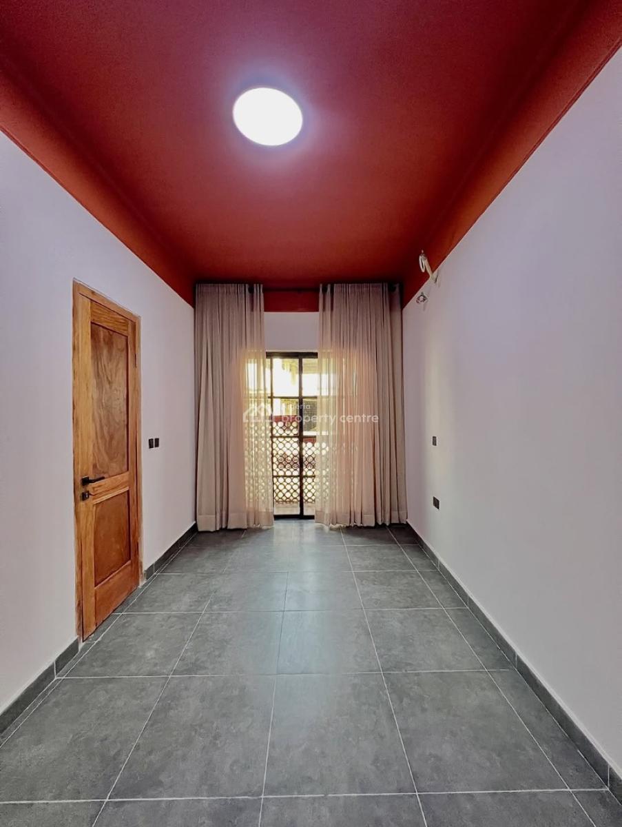 Fully Serviced Three Bedroom Apartment, Lekki Phase 1, Lekki, Lagos, Block of Flats for Sale