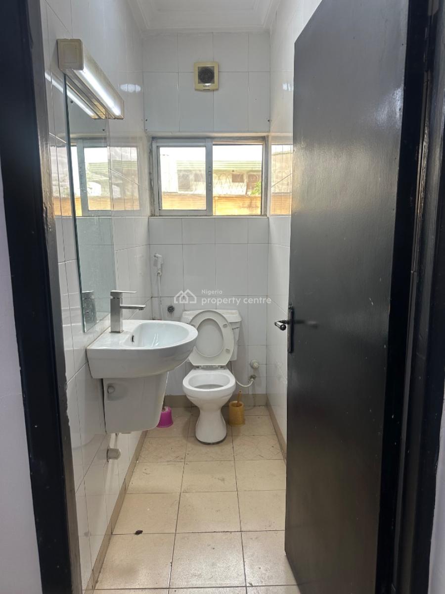 3 Bedroom Apartment with Bq, Adeniyi Jones, Ikeja, Lagos, Flat / Apartment for Rent