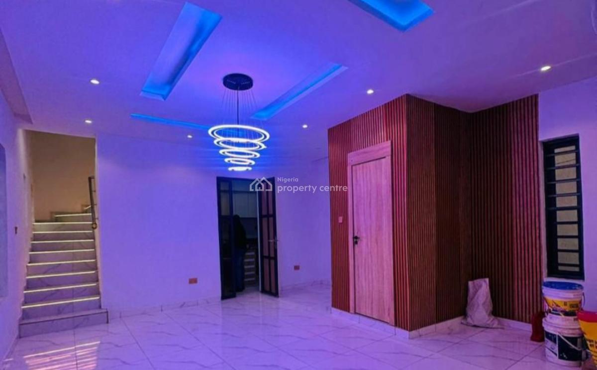 Lovely & Standard 4 Bedroom Semi-detached Duplex with Bq, Omole Phase 2, Ikeja, Lagos, Semi-detached Duplex for Sale