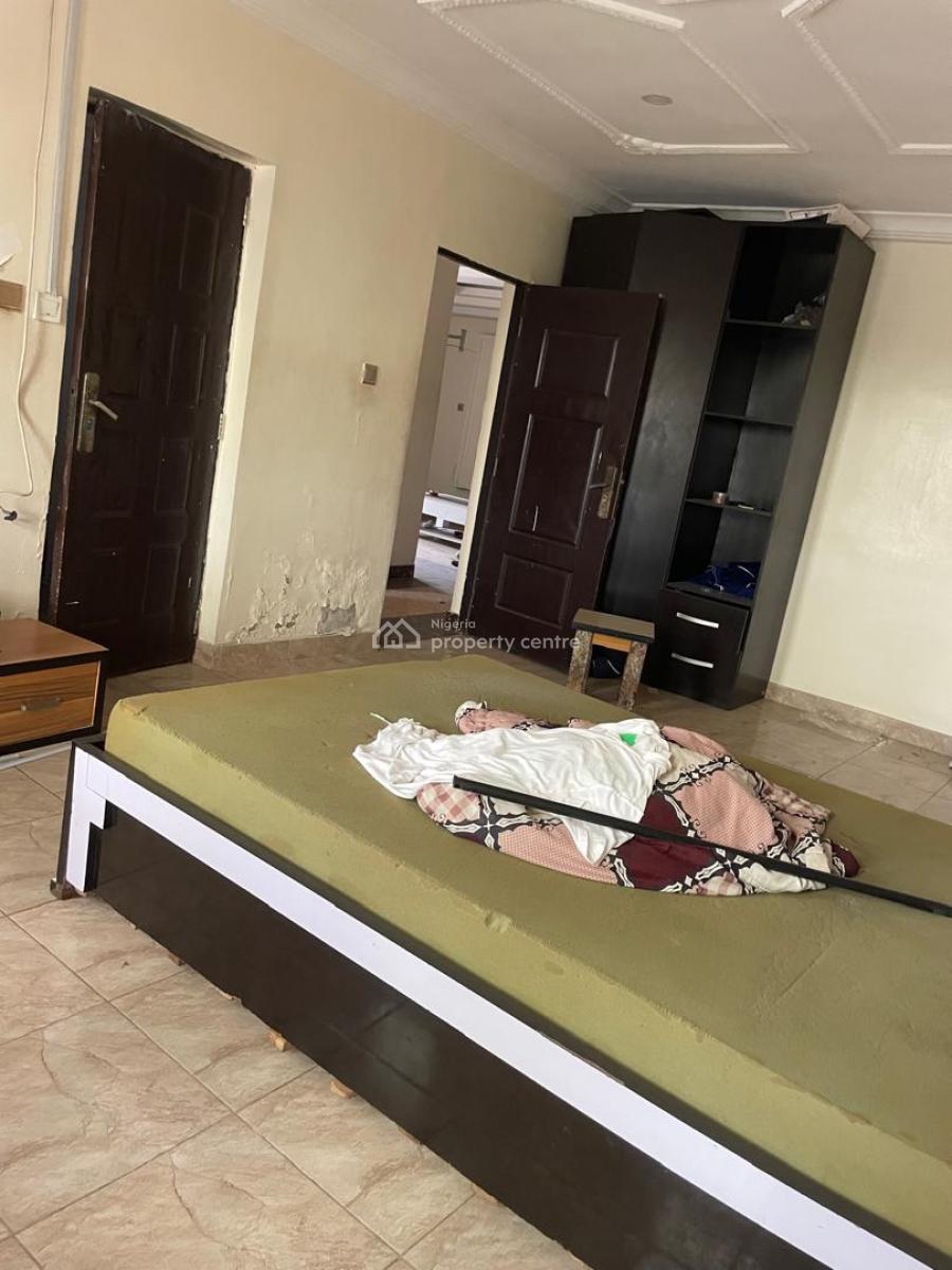 Well Maintained 2 Bedrooms Flat, Chevron, Lekki, Lagos, Flat / Apartment for Rent