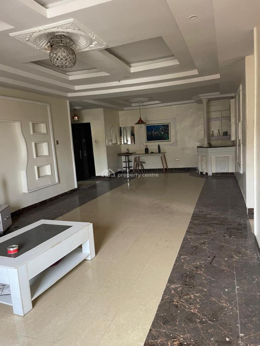 Well Maintained 2 Bedrooms Flat, Chevron, Lekki, Lagos, Flat / Apartment for Rent