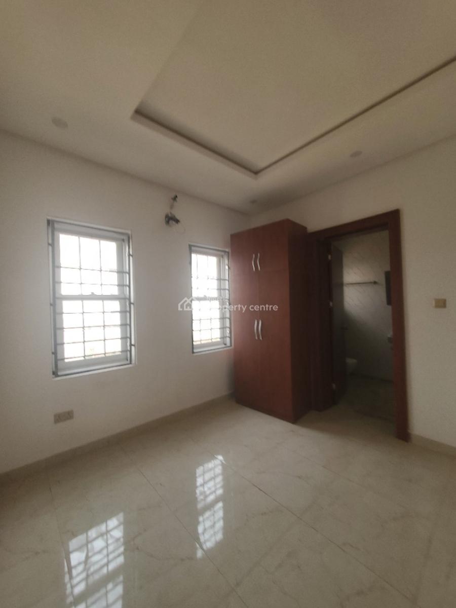 *superluxury Brandnew 3bedroom Flat on  The G-floor, By Human Rights, Kaura, Abuja, Flat / Apartment for Rent