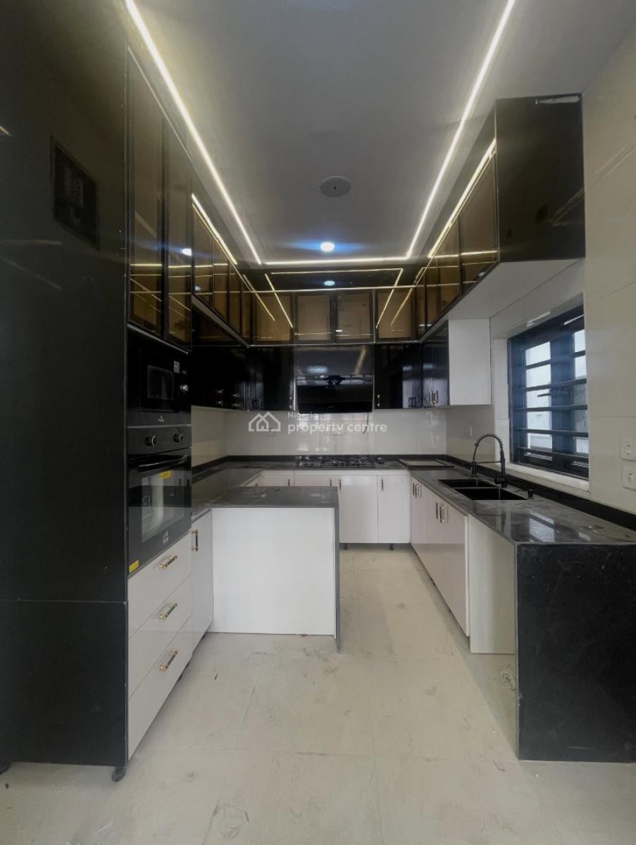 4 Bedroom Semi Detached Duplex with En-suite Rooms, Ikota, Lekki, Lagos, Semi-detached Duplex for Rent