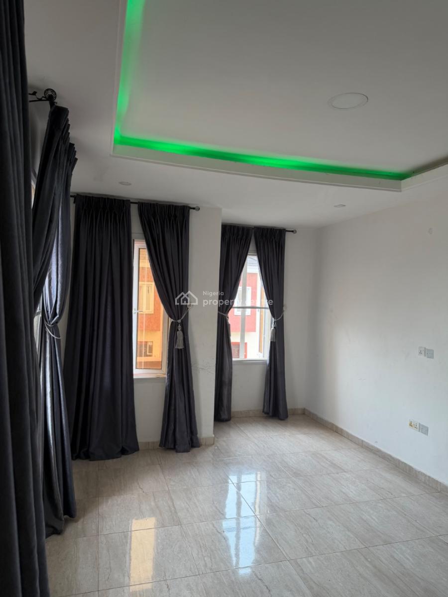 Luxury Shared Apartment with Free Wi-fi in a Serene Estate in Ogombo, Greenland Estate, Ogombo, Ajah, Lagos, Terraced Duplex for Rent