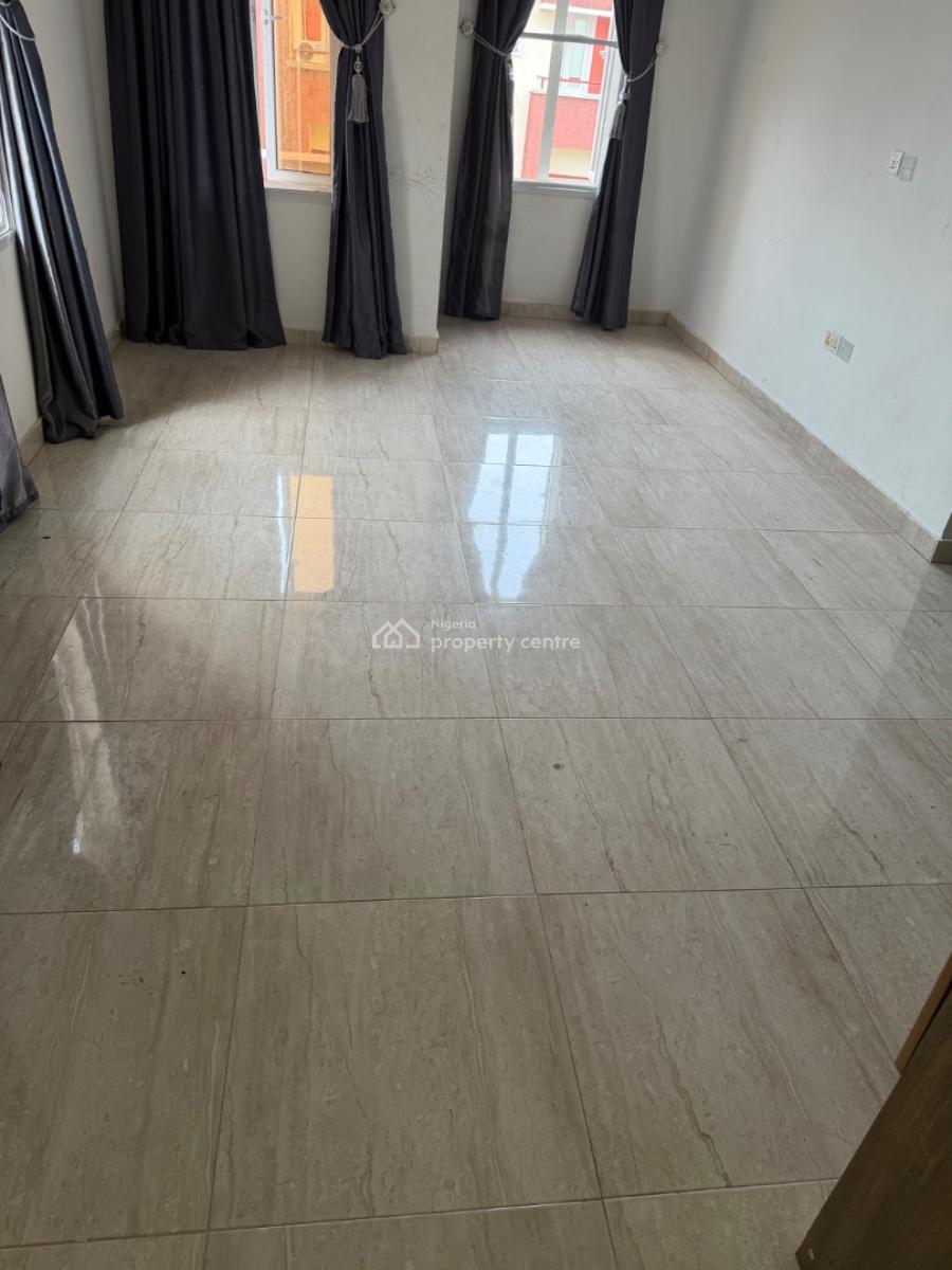 Luxury Shared Apartment with Free Wi-fi in a Serene Estate in Ogombo, Greenland Estate, Ogombo, Ajah, Lagos, Terraced Duplex for Rent