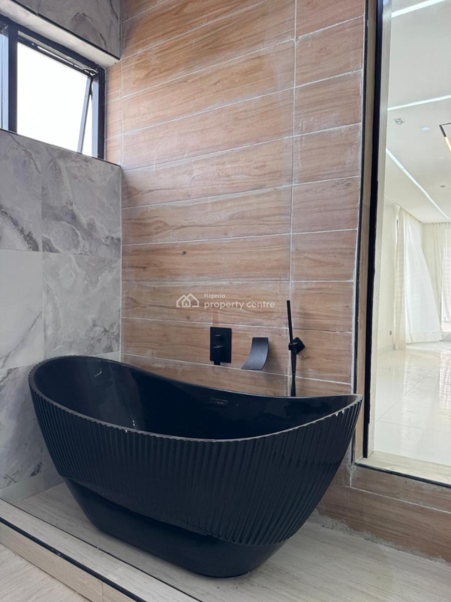 Magnificent 6 Bedroom Duplex in Lekki, Chevron Drive, Lekki, Lagos, House for Sale