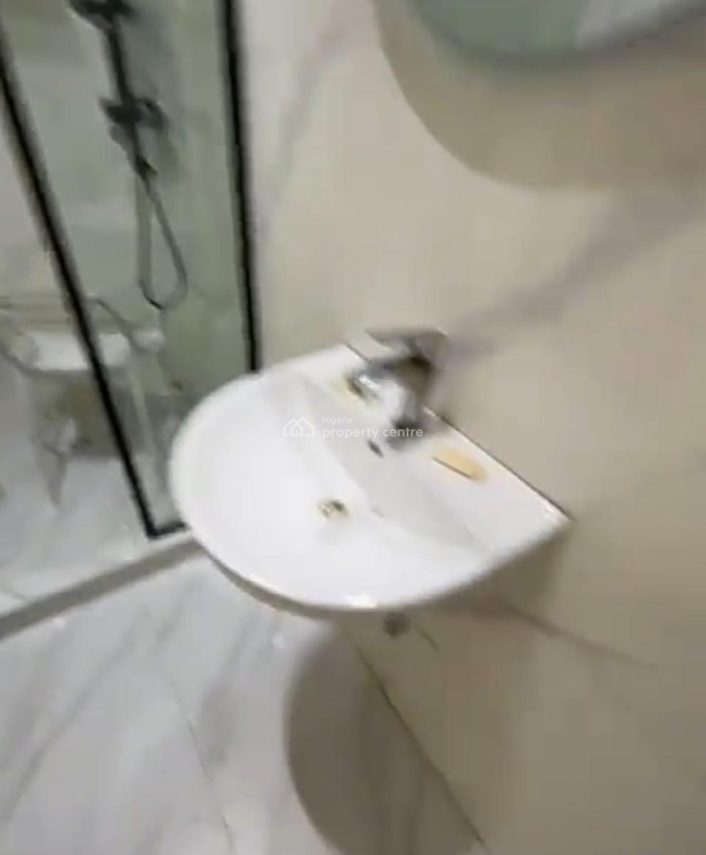 Semi Masters Bedroom Inside a Shared Duplex{ Video}, Royal Pine Estate Gate 3 Orchid Road, Lekki, Lagos, Self Contain (single Rooms) for Rent