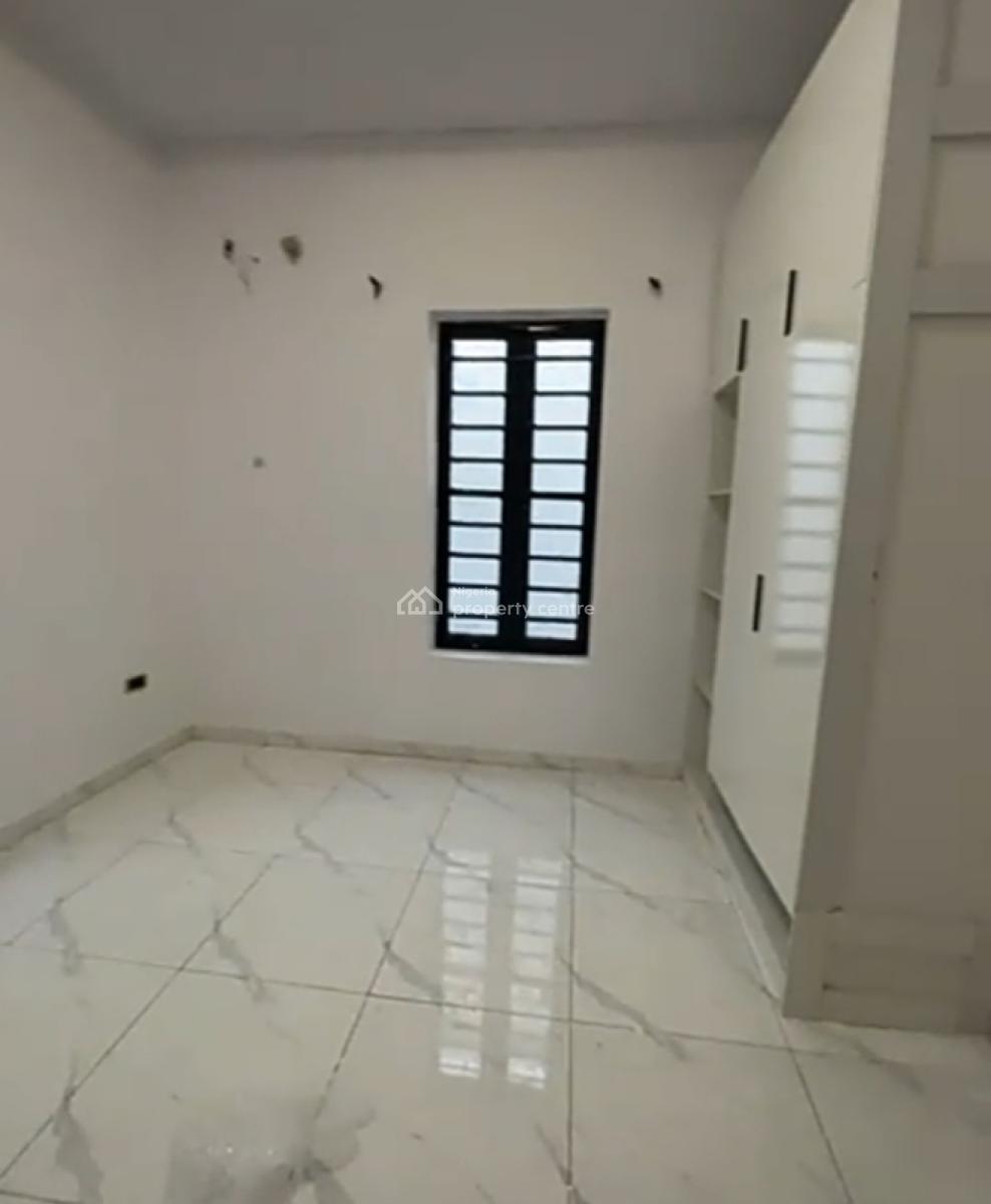Semi Masters Bedroom Inside a Shared Duplex{ Video}, Royal Pine Estate Gate 3 Orchid Road, Lekki, Lagos, Self Contain (single Rooms) for Rent