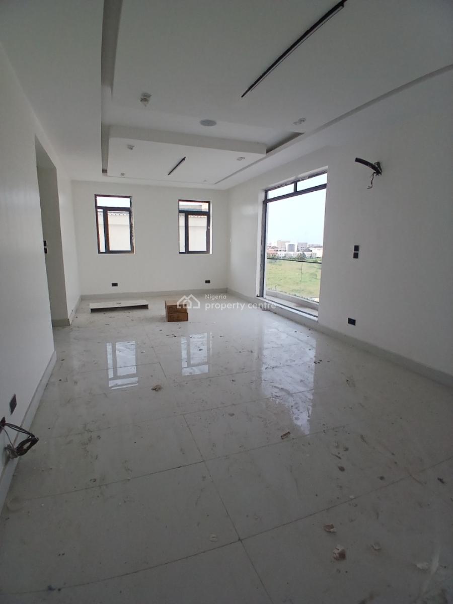 Newly Built and Well-finished and Serviced 3 Bedroom En-suite Flat. It, Ikate Elegushi, Lekki, Lagos, Flat / Apartment for Sale