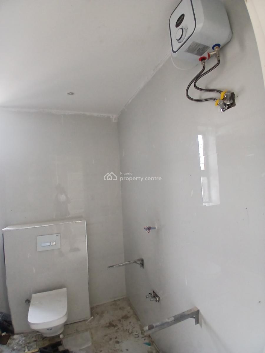 Newly Built and Well-finished and Serviced 3 Bedroom En-suite Flat. It, Ikate Elegushi, Lekki, Lagos, Flat / Apartment for Sale