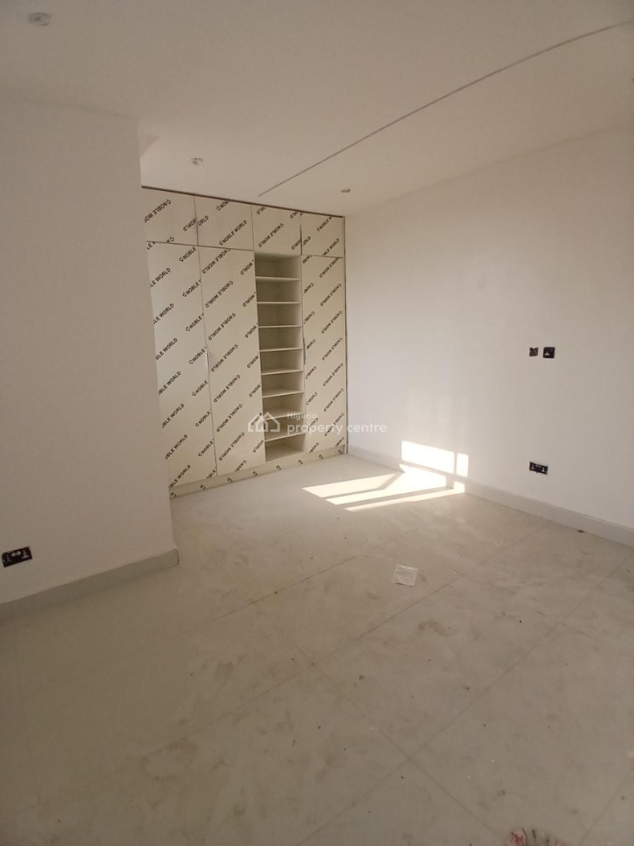 Newly Built and Well-finished and Serviced 3 Bedroom En-suite Flat. It, Ikate Elegushi, Lekki, Lagos, Flat / Apartment for Sale