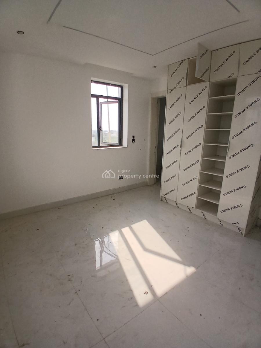 Newly Built and Well-finished and Serviced 3 Bedroom En-suite Flat. It, Ikate Elegushi, Lekki, Lagos, Flat / Apartment for Sale