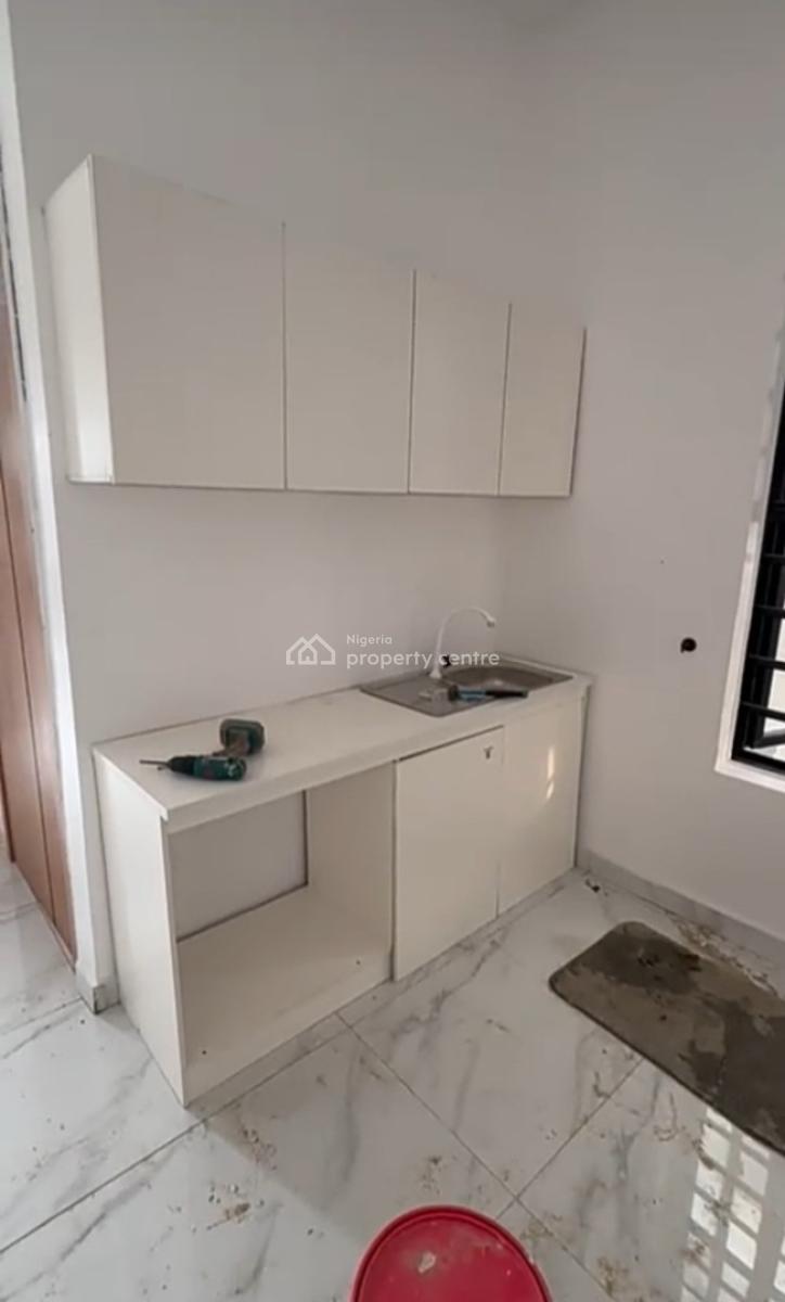 Spacious Studio Apartment with Open Plan Kitchen { Video}, Royal Pine Estate Gate 3 Orchid Road, Lekki, Lagos, Self Contain (single Rooms) for Rent