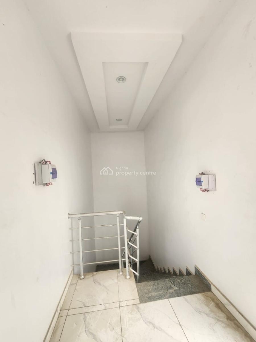 3 Bedroom Apartment, Surulere, Lagos, Flat / Apartment for Sale