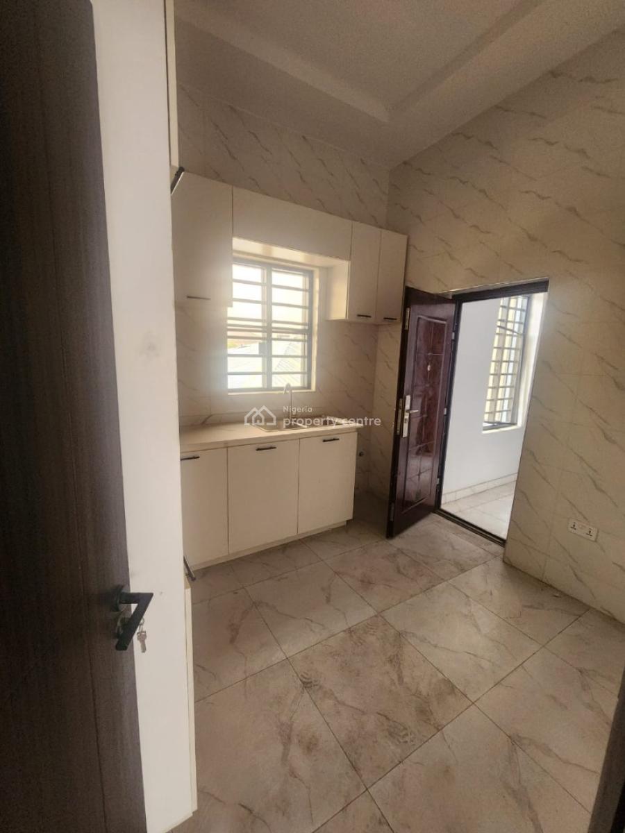 3 Bedroom Apartment, Surulere, Lagos, Flat / Apartment for Sale