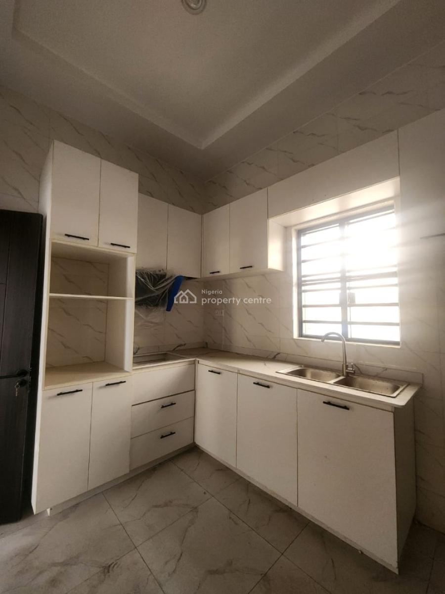 3 Bedroom Apartment, Surulere, Lagos, Flat / Apartment for Sale