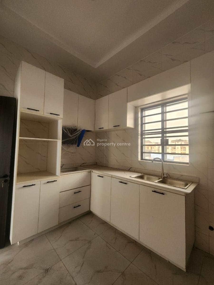 3 Bedroom Apartment, Surulere, Lagos, Flat / Apartment for Sale