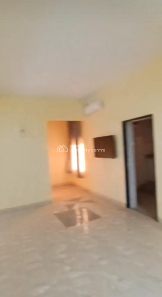 Super Sharp 2 Bedrooms Flat, Utako, Abuja, Flat / Apartment for Rent