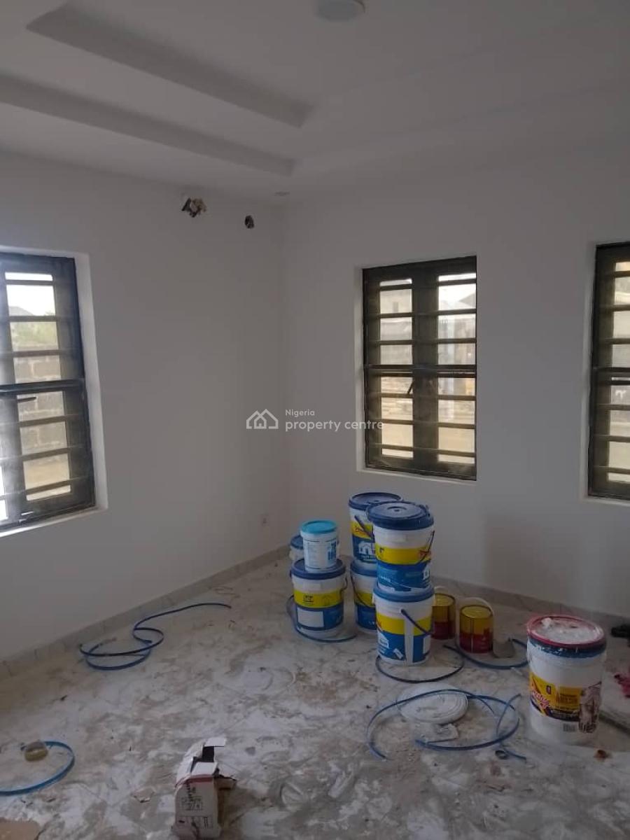 Well Maintained Mini Flat Upstairs, Gbetu Town ,awoyaya New Road, Behind Mayfair Garden, Awoyaya Lagos, Awoyaya, Ibeju Lekki, Lagos, Mini Flat (room and Parlour) for Rent