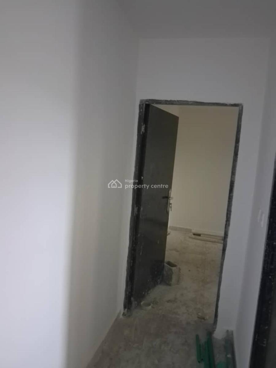 Well Maintained Mini Flat Upstairs, Gbetu Town ,awoyaya New Road, Behind Mayfair Garden, Awoyaya Lagos, Awoyaya, Ibeju Lekki, Lagos, Mini Flat (room and Parlour) for Rent