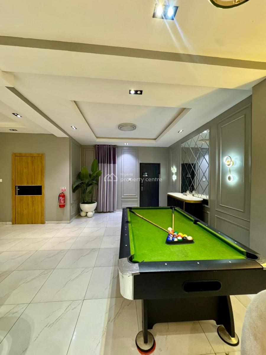 Beautiful 2 Bedroom Apartment, Lekki Phase 1, Lekki, Lagos, Flat / Apartment Short Let