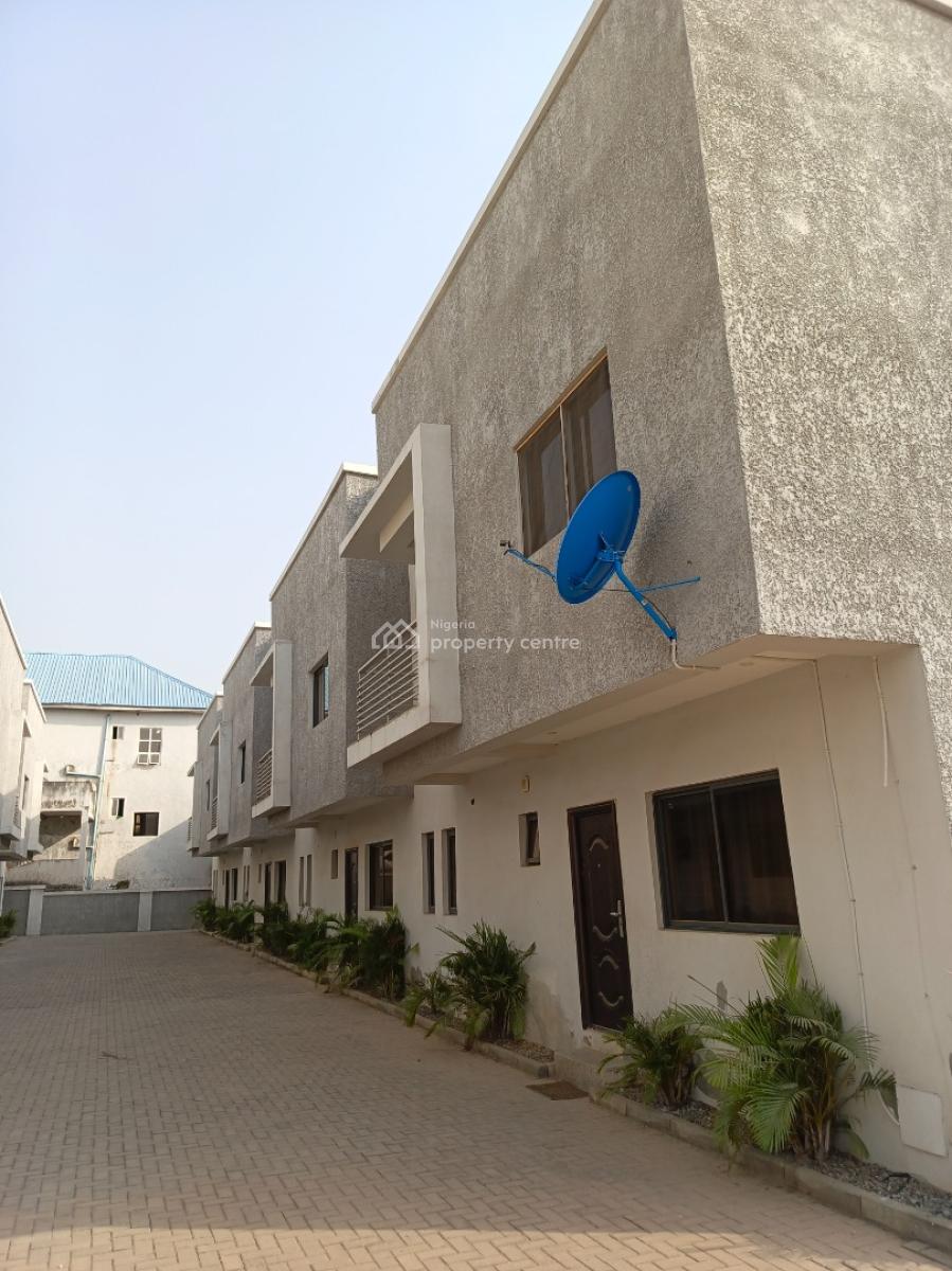 3 Bedroom Terrace Duplex in an Estate Airport Road Lugbe, Aco Estate, Lugbe District, Abuja, Terraced Duplex for Sale