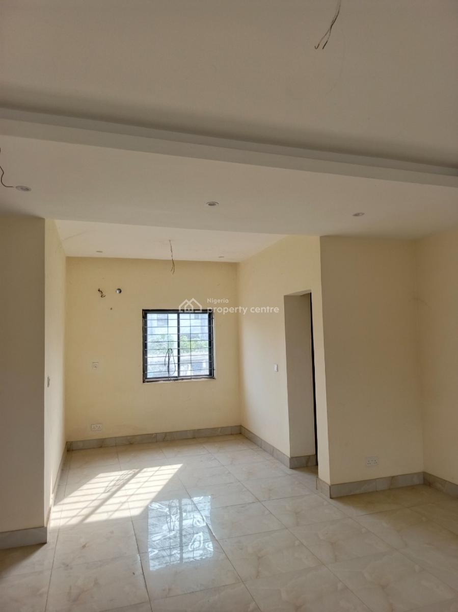 3 Bedroom Terrace Duplex in an Estate Airport Road Lugbe, Aco Estate, Lugbe District, Abuja, Terraced Duplex for Sale