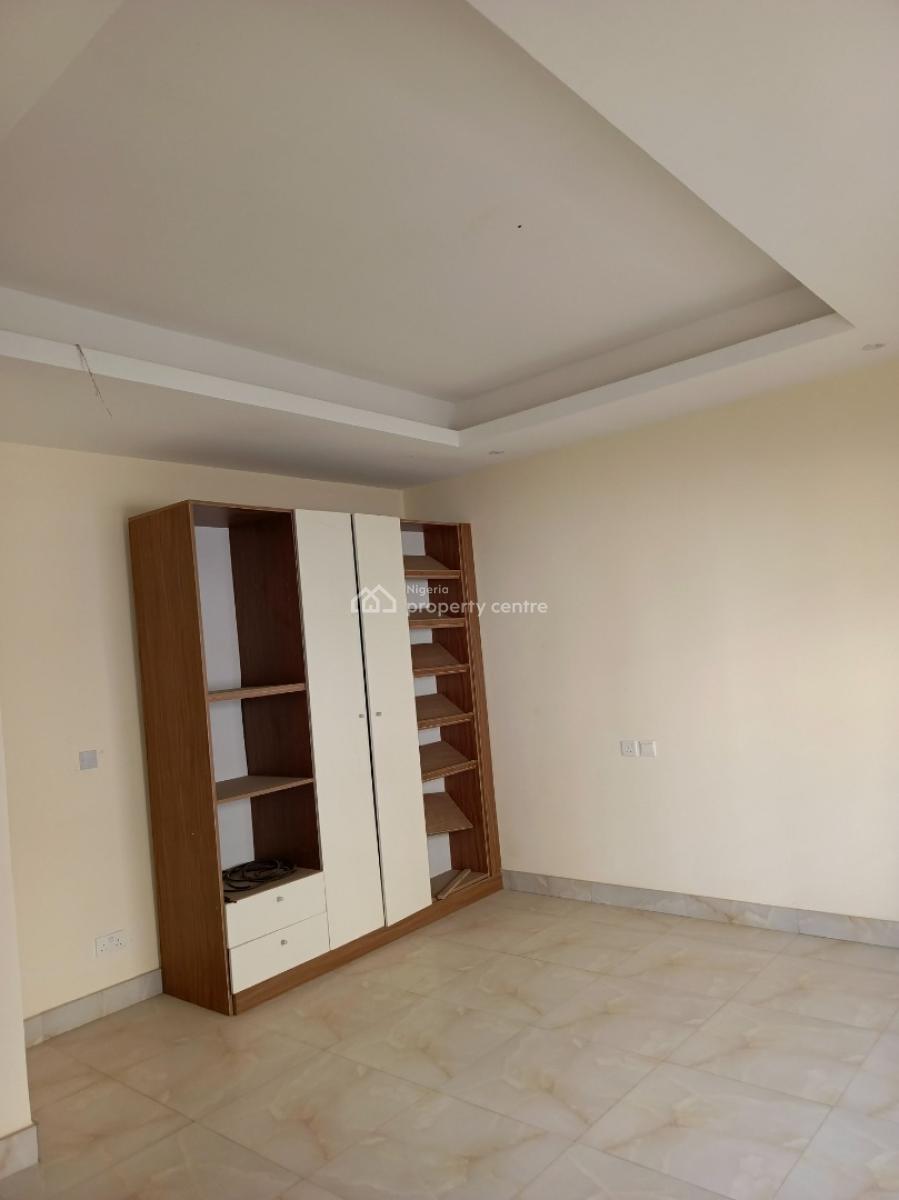 3 Bedroom Terrace Duplex in an Estate Airport Road Lugbe, Aco Estate, Lugbe District, Abuja, Terraced Duplex for Sale