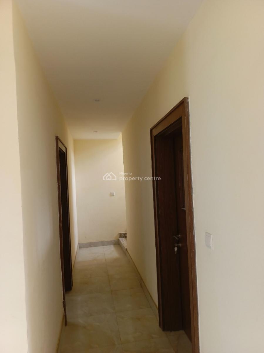 3 Bedroom Terrace Duplex in an Estate Airport Road Lugbe, Aco Estate, Lugbe District, Abuja, Terraced Duplex for Sale