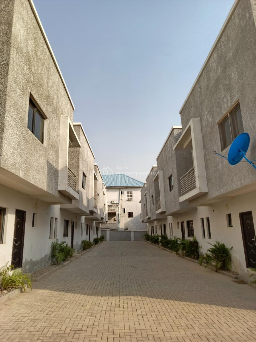 2 Bedroom Terrace Duplex in an Estate Airport Road Lugbe, Aco Estate, Lugbe District, Abuja, Terraced Duplex for Sale