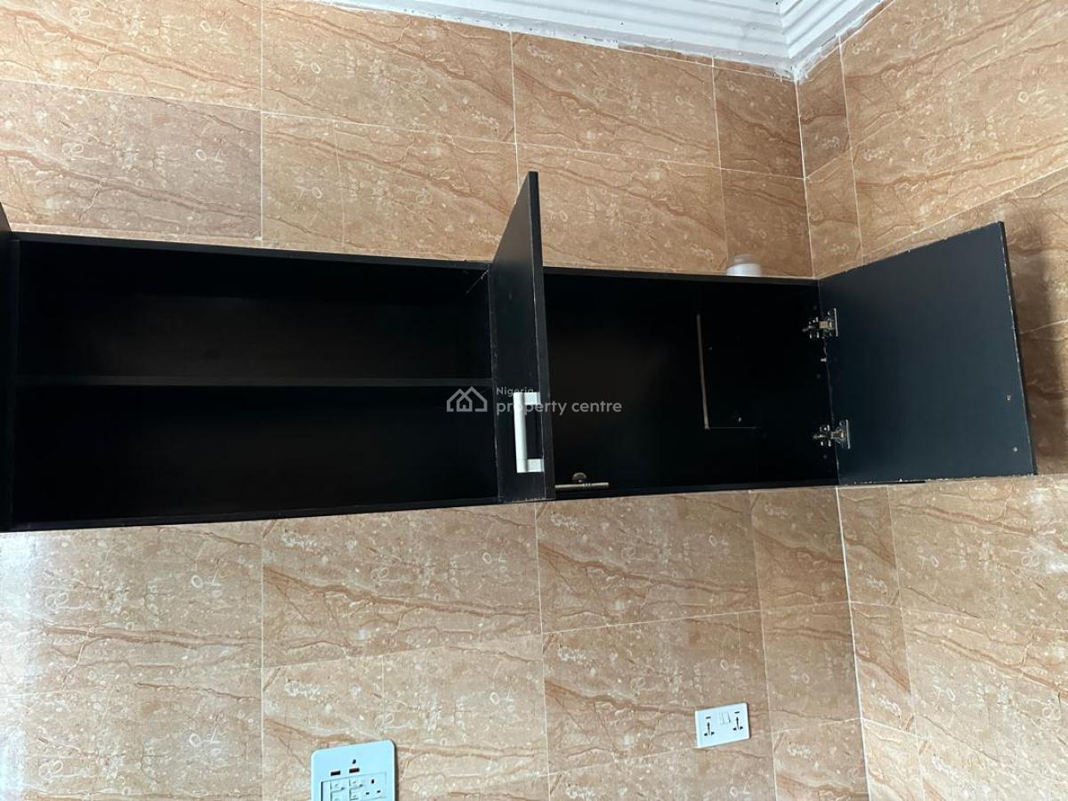 Fairly Used Standard and Spacious P.o.p 2 Bedroom Flat, Madiba Garden Estate Off Blessed Seed School Ibeju Lekki, Ibeju Lekki, Lagos, Flat / Apartment for Rent