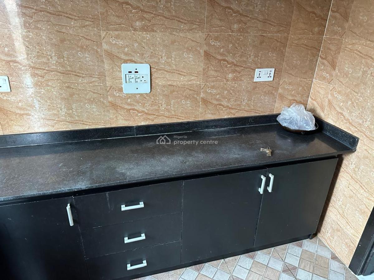 Fairly Used Standard and Spacious P.o.p 2 Bedroom Flat, Madiba Garden Estate Off Blessed Seed School Ibeju Lekki, Ibeju Lekki, Lagos, Flat / Apartment for Rent