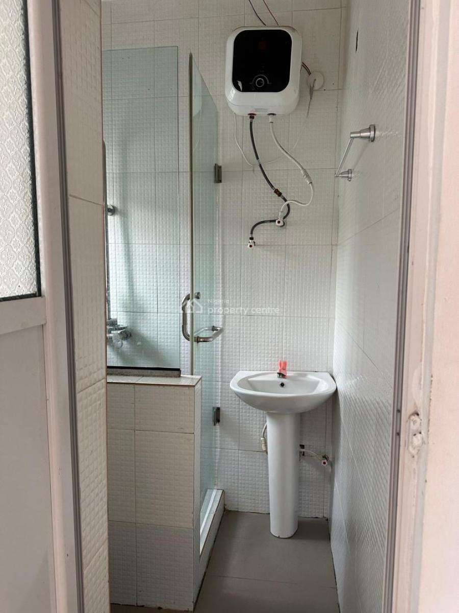 Fairly Used Standard and Spacious P.o.p 2 Bedroom Flat, Madiba Garden Estate Off Blessed Seed School Ibeju Lekki, Ibeju Lekki, Lagos, Flat / Apartment for Rent