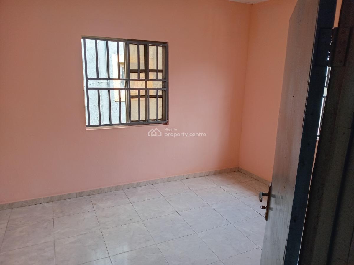 Florida 2bd Flat, Yaba, Lagos, Flat / Apartment for Rent