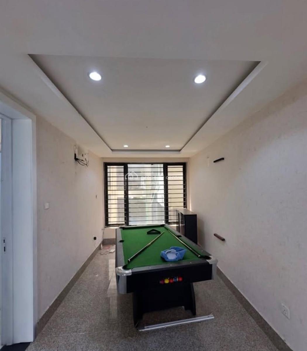 Serviced 3 Bedroom Apartment, Lekki Right, Lekki Phase 1, Lekki, Lagos, Flat / Apartment for Rent