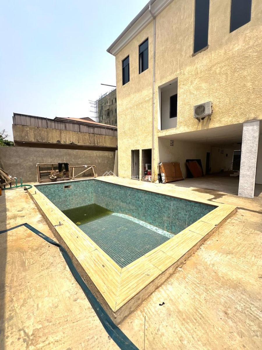 Stunning 3bedroom Maisonette in a Secured Estate, Victoria Island (vi), Lagos, Flat / Apartment for Sale