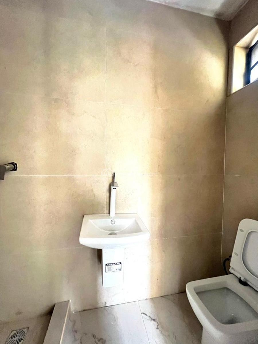 Stunning 3bedroom Maisonette in a Secured Estate, Victoria Island (vi), Lagos, Flat / Apartment for Sale