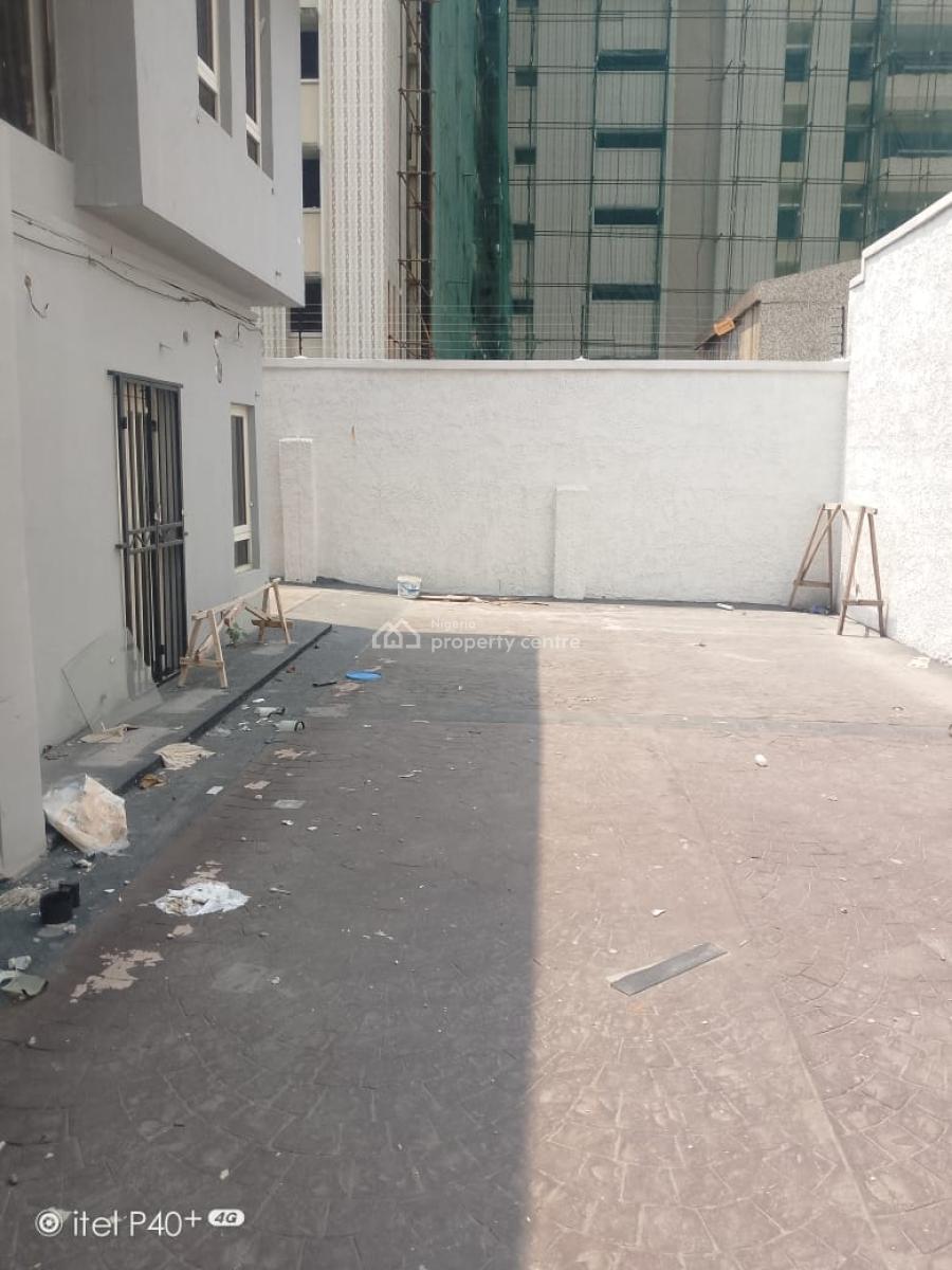 7 Bedroom Semi Detached House with Bq, Off Adeola Odeku, Victoria Island (vi), Lagos, Semi-detached Duplex for Rent