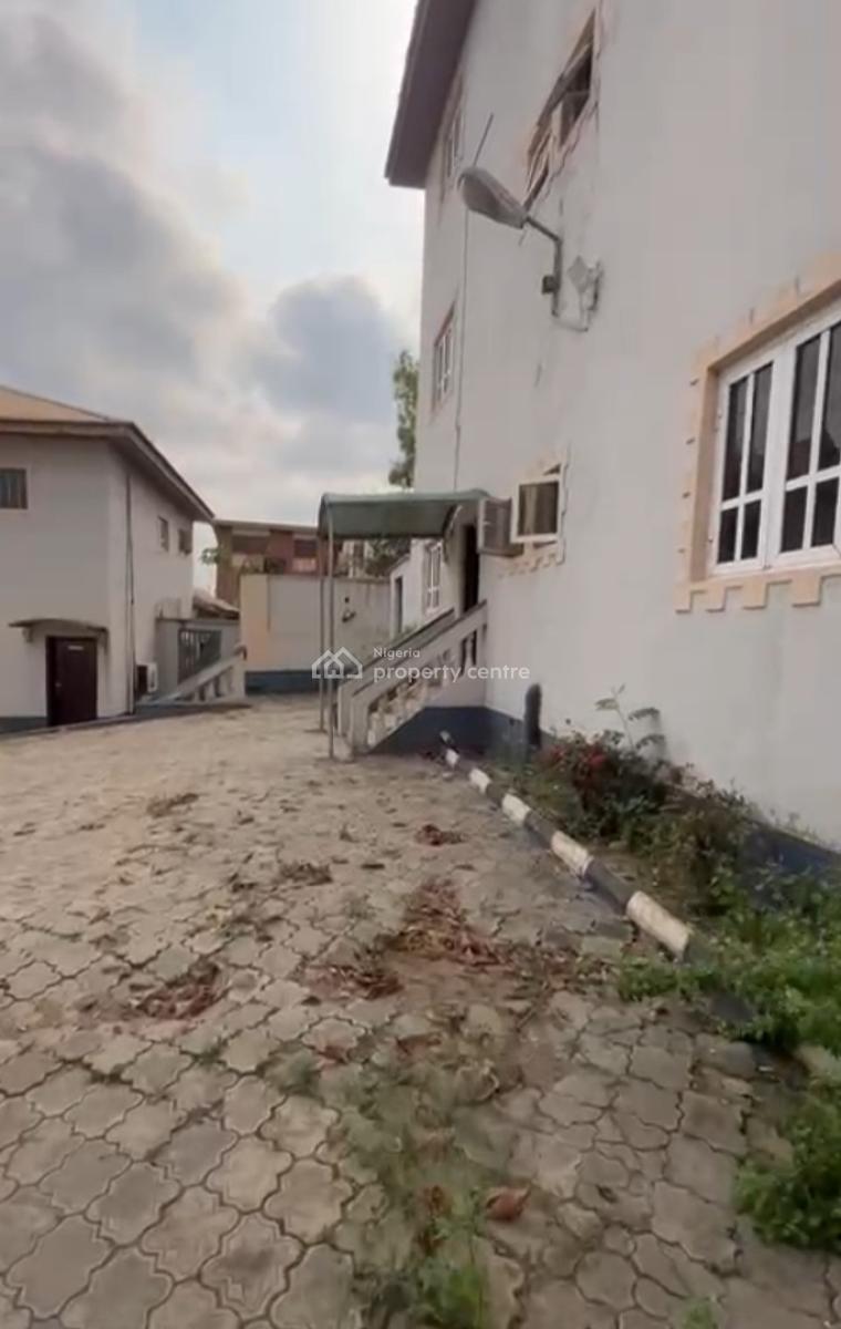 a Well-maintained and Functioning 37 Rooms Hotel, Gra Onikolobo, Abeokuta South, Ogun, Hotel / Guest House for Rent