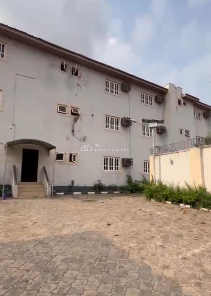 a Well-maintained and Functioning 37 Rooms Hotel, Gra Onikolobo, Abeokuta South, Ogun, Hotel / Guest House for Rent
