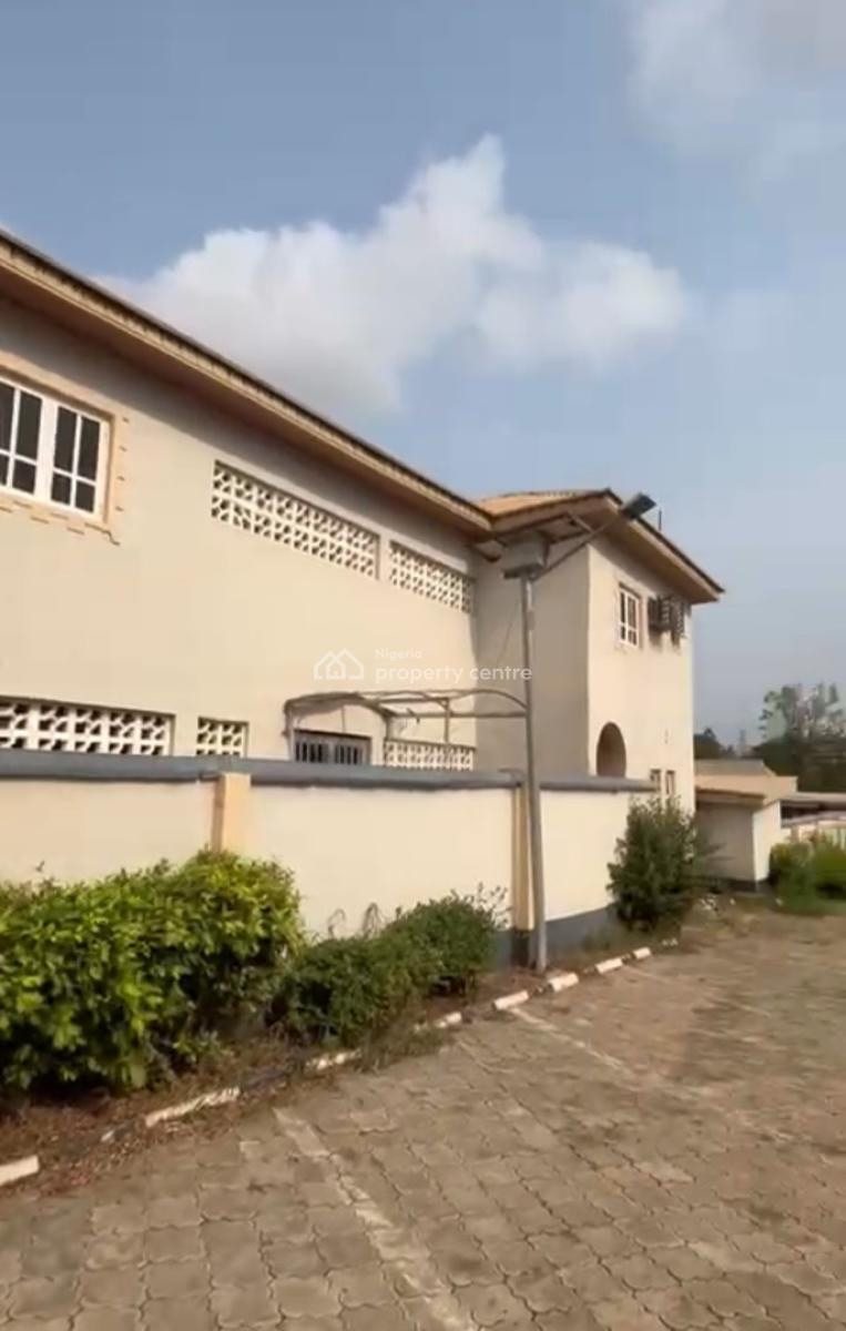 a Well-maintained and Functioning 37 Rooms Hotel, Gra Onikolobo, Abeokuta South, Ogun, Hotel / Guest House for Rent