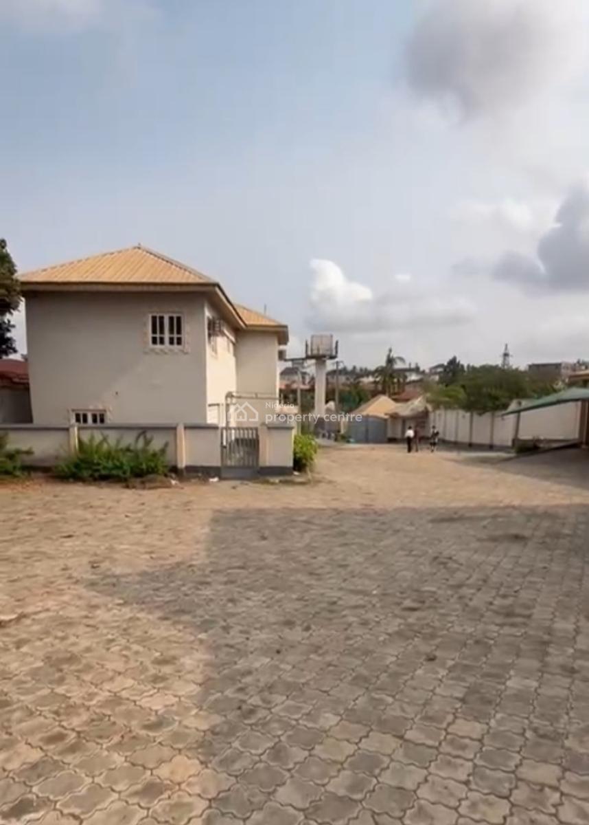 a Well-maintained and Functioning 37 Rooms Hotel, Gra Onikolobo, Abeokuta South, Ogun, Hotel / Guest House for Rent